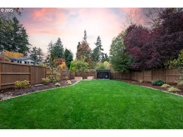 $2,999,900 | 116 6th Street, Lake Oswego, OR 97034