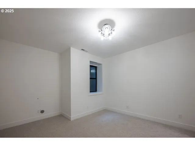 $2,999,900 | 116 6th Street, Lake Oswego, OR 97034