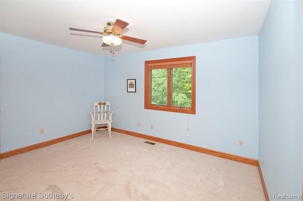 1803 Buell Court Rochester, MI 48306 - Photo 19 of 25 3rd Bedroom (2).jpg