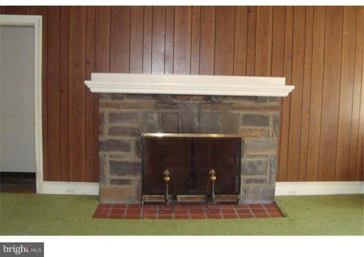 7000 Llanfair Road Upper Darby, PA 19082 - Photo 4 of 18 Fireplace