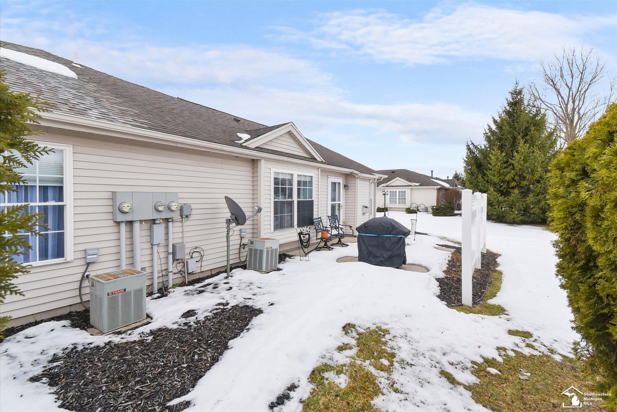 2416 Sutton Drive Temperance, MI 48182 - Photo 25 of 28