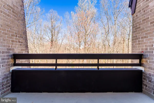 $399,990 | 11564 Rolling Green Court, Unit 12/301B, Reston, VA 20191