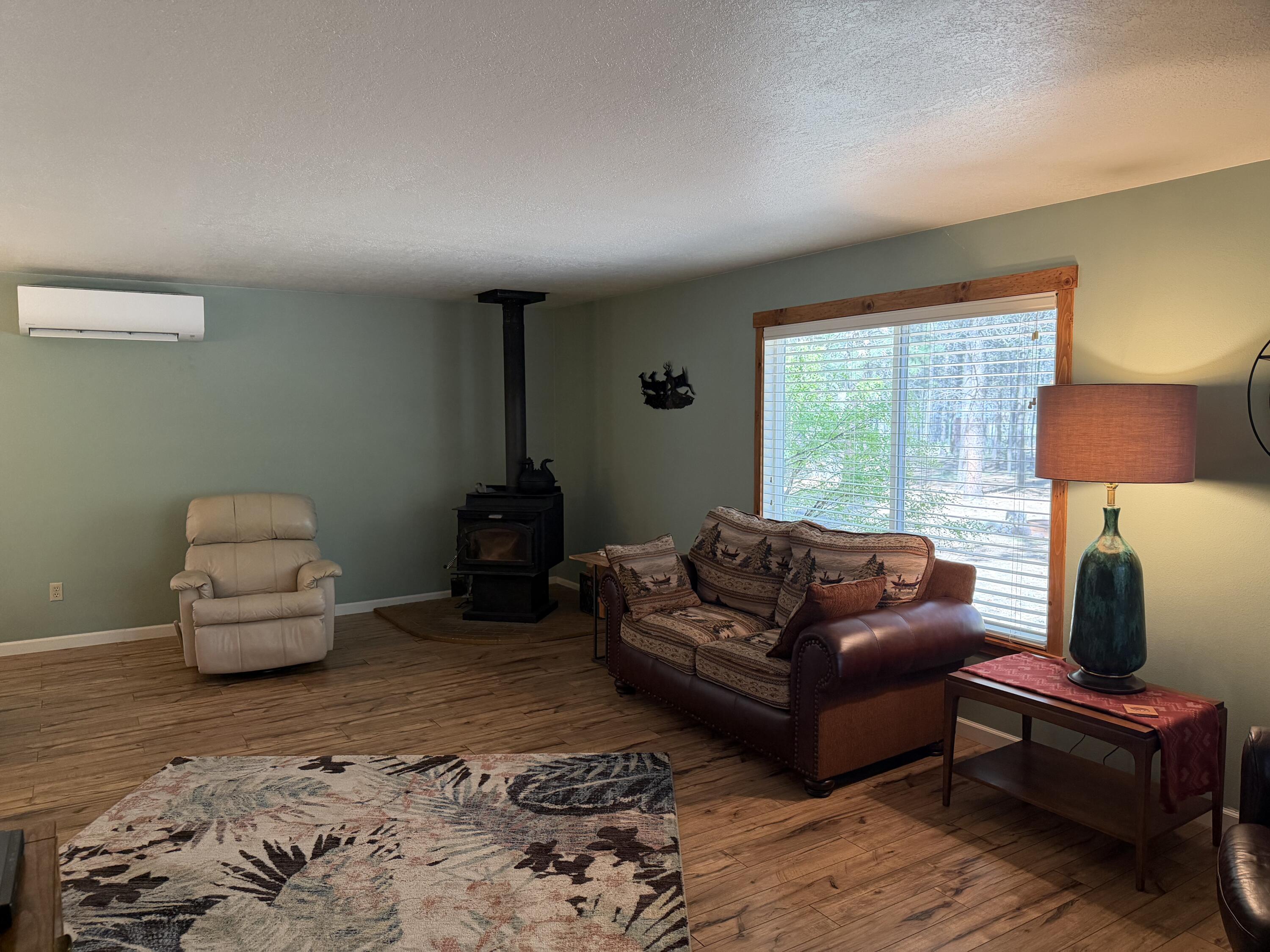 15740 Cornell Road La Pine, OR 97739 - Photo 9 of 54 IMG_2572