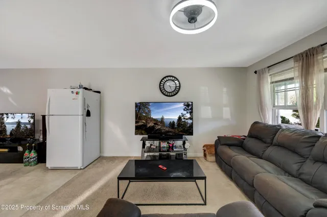 $260,000 | 101-111 Kirsten's Way, New Milford, PA 18834