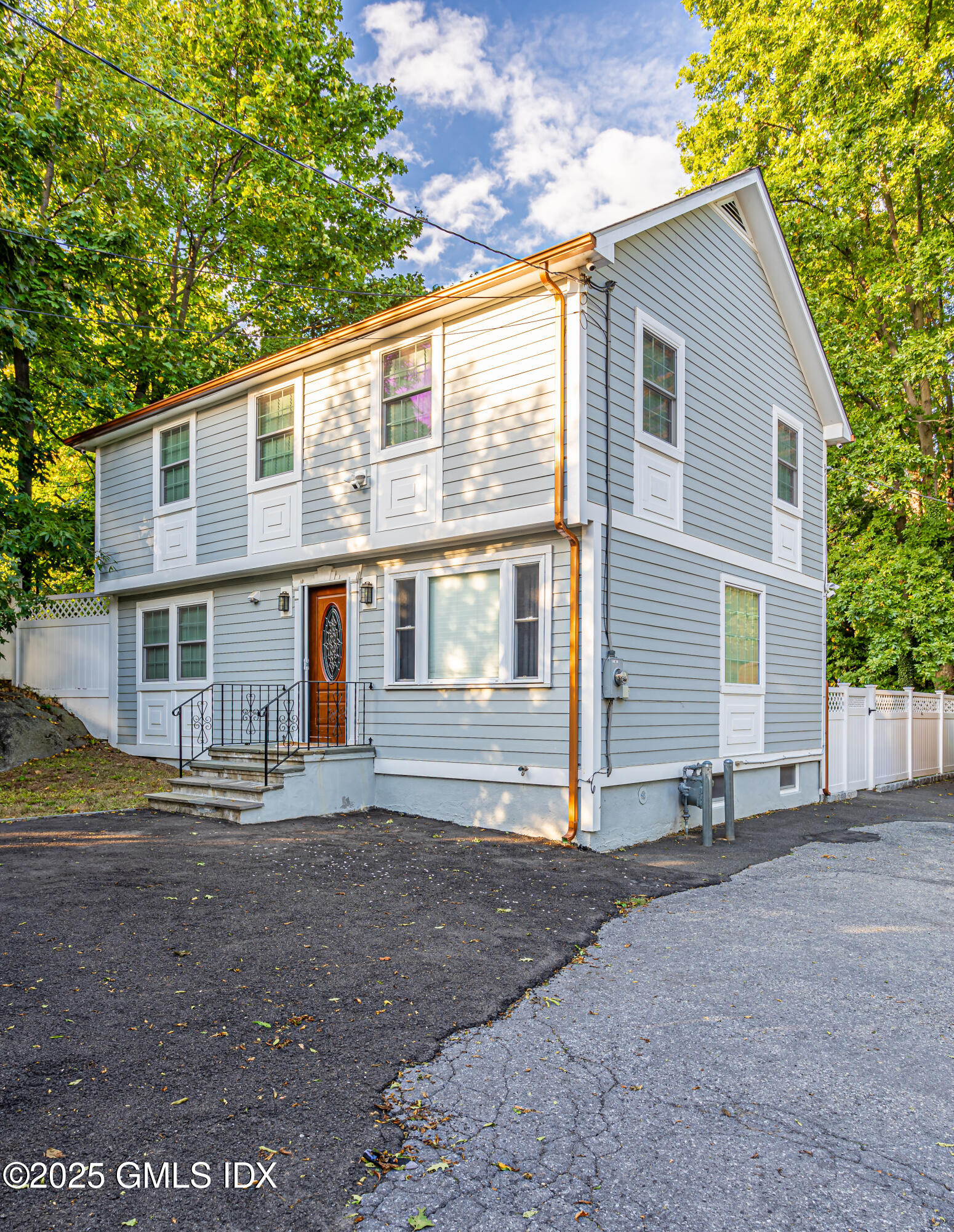 a view of house with street