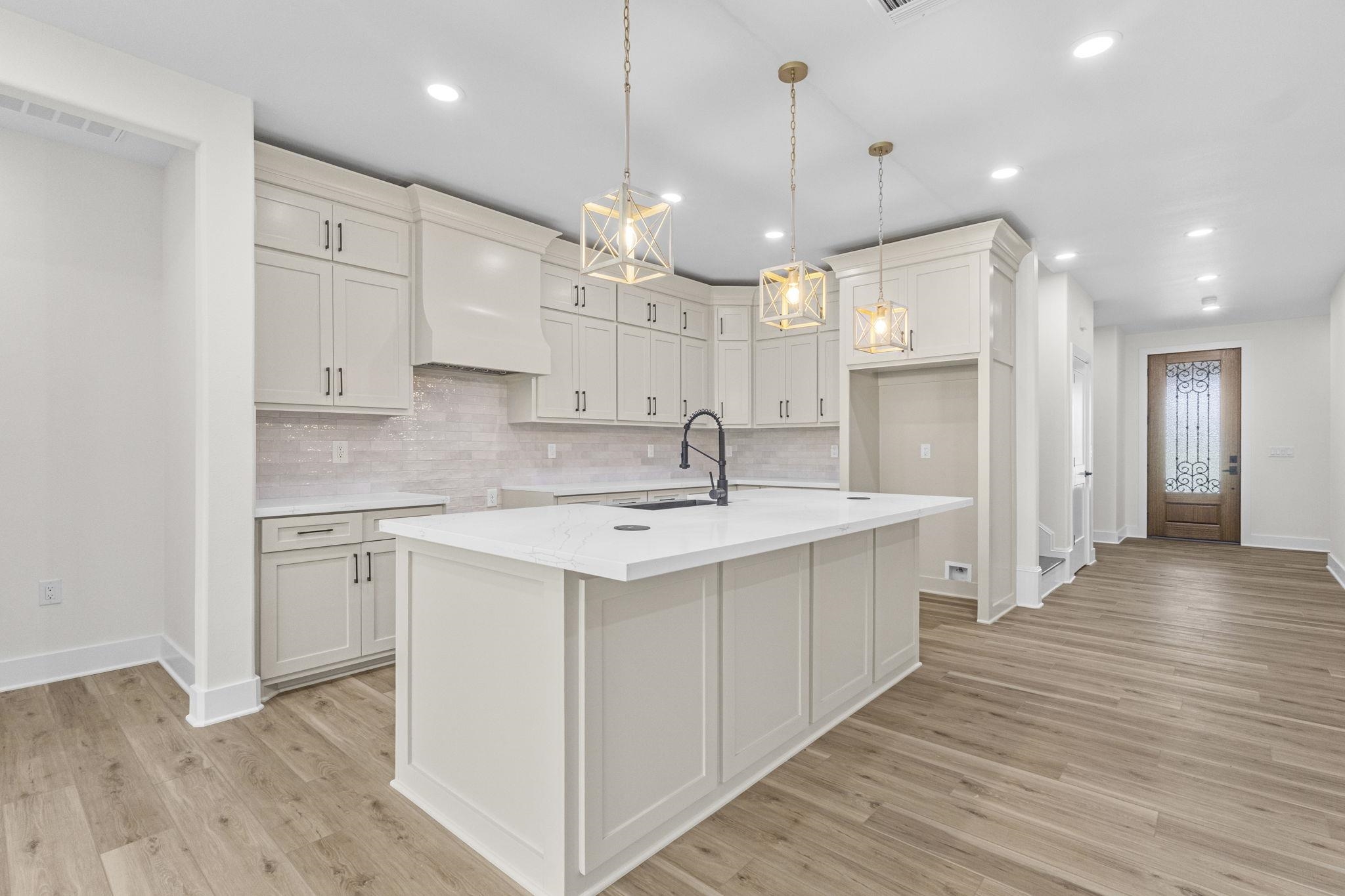 7111 32nd Street Groves, TX 77619 - Photo 8 of 28
