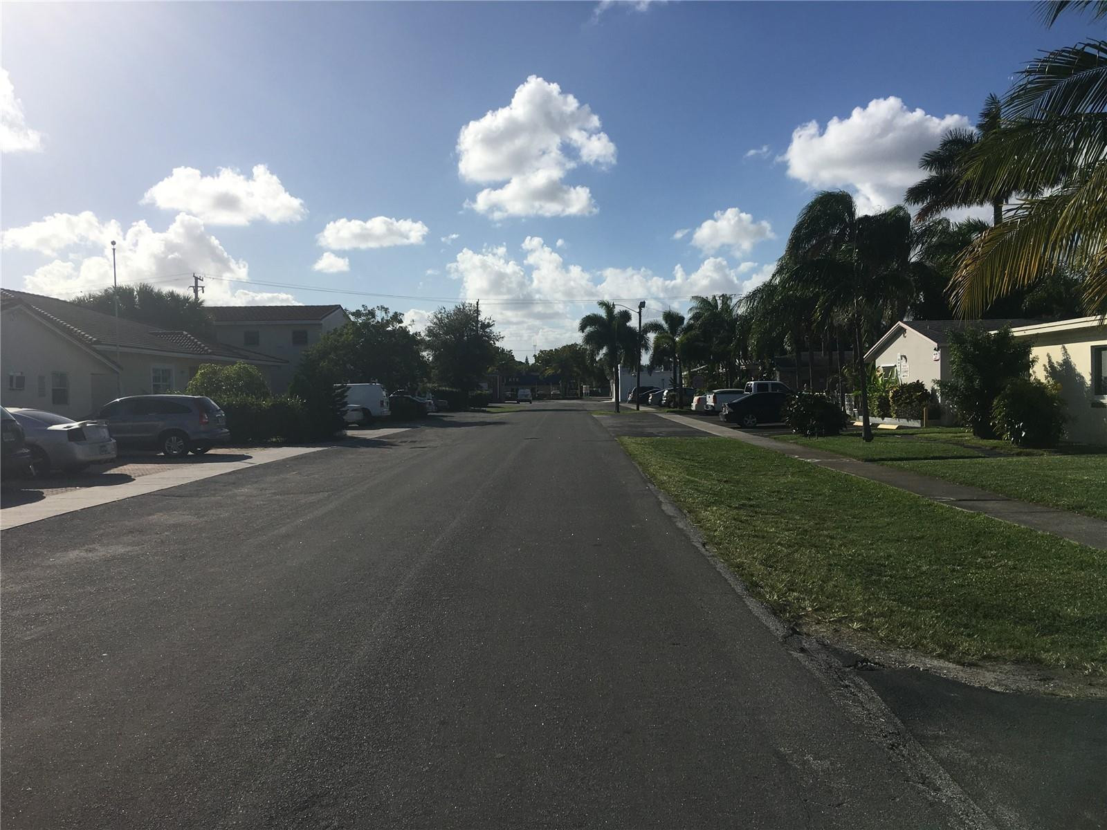 709 Northeast 2nd Court, Unit 19 Hallandale Beach, FL 33009 - Photo 4 of 4 Photo 4