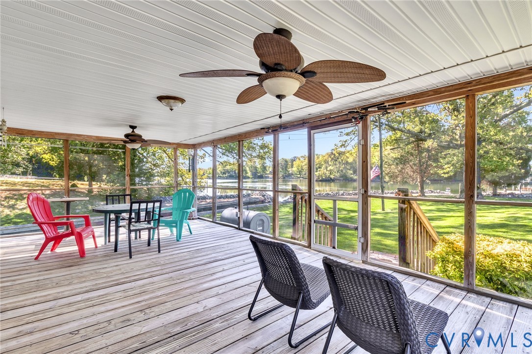 798 South Tidwells Road Montross, VA 22520 - Photo 22 of 69 Screened Porch