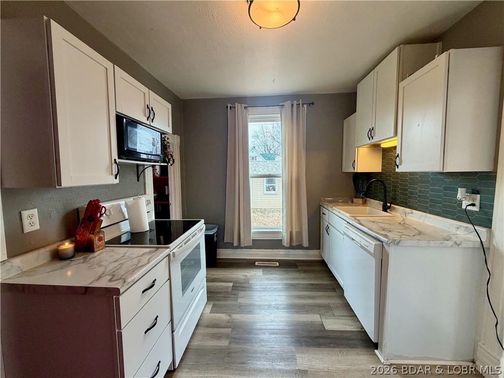 202 South Grand Avenue Eldon, MO 65026 - Photo 12 of 38