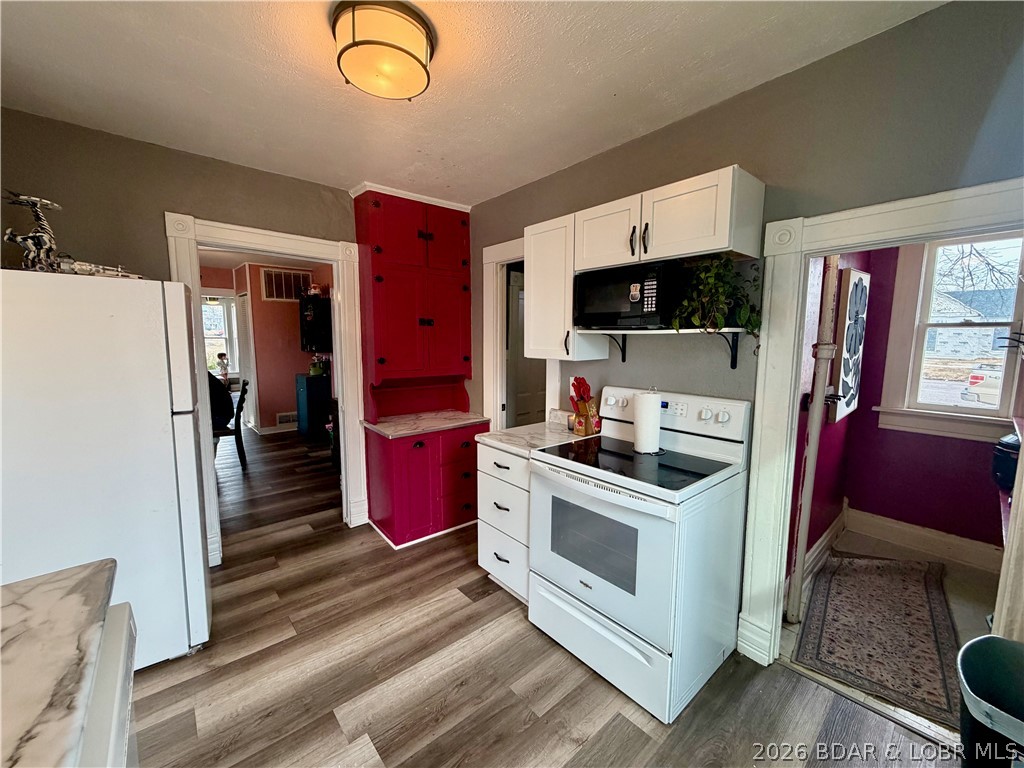 202 South Grand Avenue Eldon, MO 65026 - Photo 9 of 38