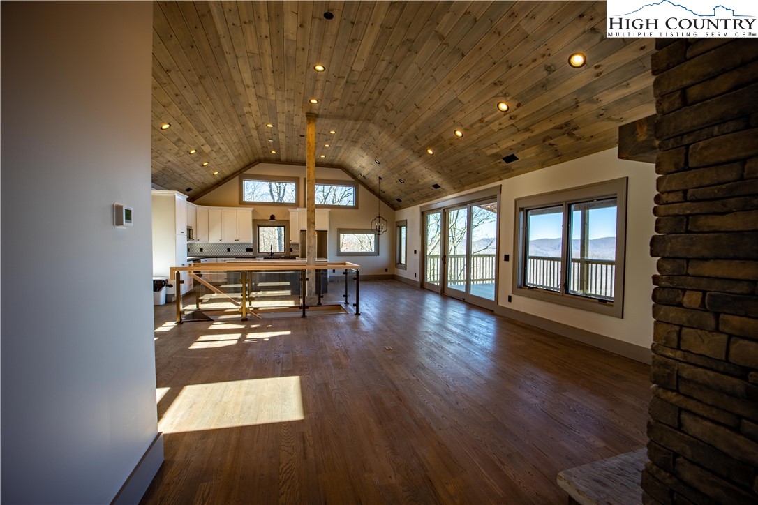 752 Crown Point Road West Jefferson, NC 28694 - Photo 8 of 49 Gallery Image 8