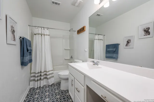 $449,999 | 8049 San Mirienda, Boerne, TX 78015