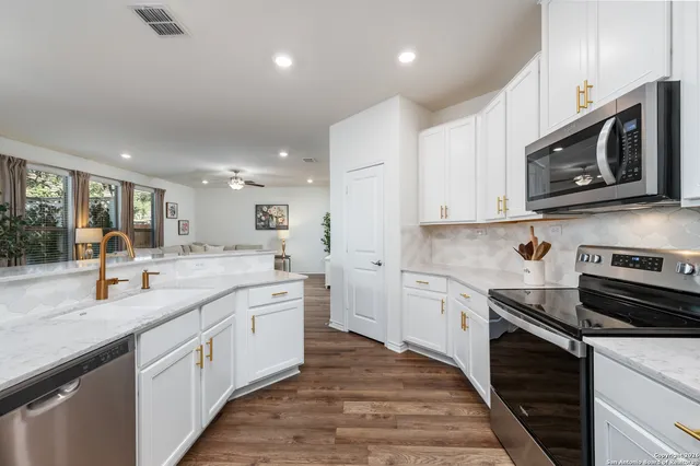 $449,999 | 8049 San Mirienda, Boerne, TX 78015