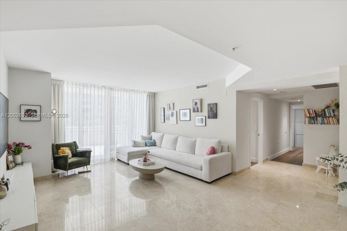 801 Brickell Key Boulevard, Unit 409 Miami, FL 33131 - Photo 14 of 83