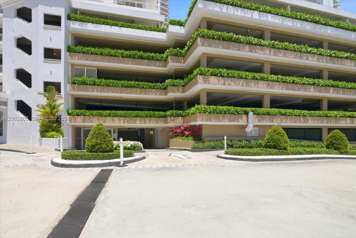801 Brickell Key Boulevard, Unit 409 Miami, FL 33131 - Photo 65 of 83