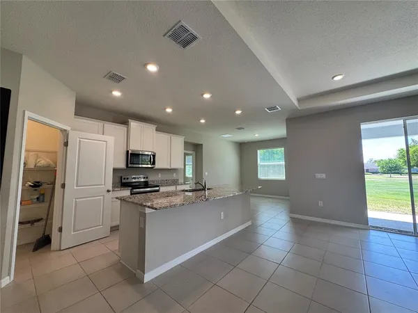 $3,600 | 4970 Northwest 39th Loop, Ocala, FL 34482