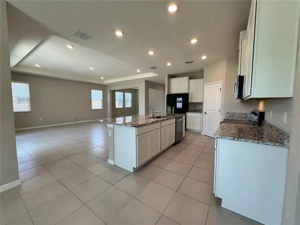$3,600 | 4970 Northwest 39th Loop, Ocala, FL 34482