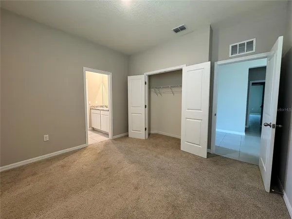 $3,600 | 4970 Northwest 39th Loop, Ocala, FL 34482