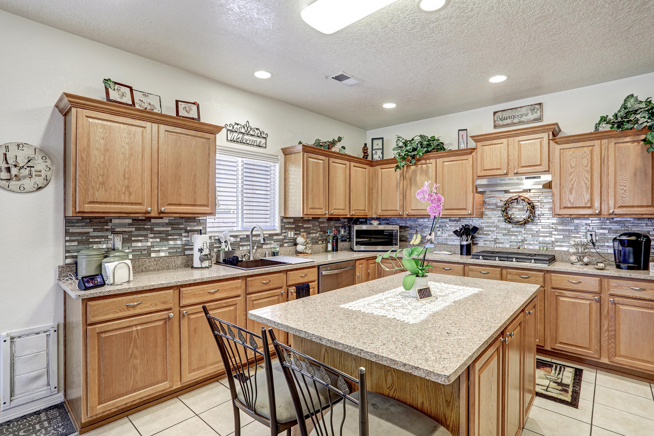 1805 Bold Ruler Road Albuquerque, NM 87123 - Photo 9 of 46 Gallery Image 9