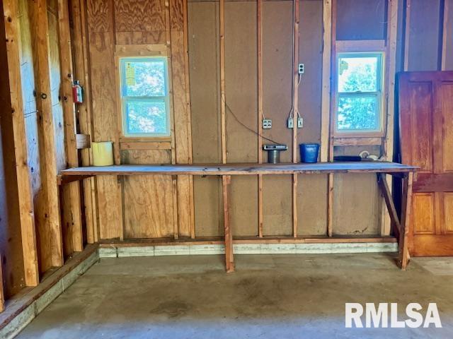 4214 150th Street Clinton, IA 52732 - Photo 52 of 58