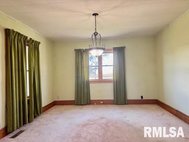 4214 150th Street Clinton, IA 52732 - Photo 6 of 58