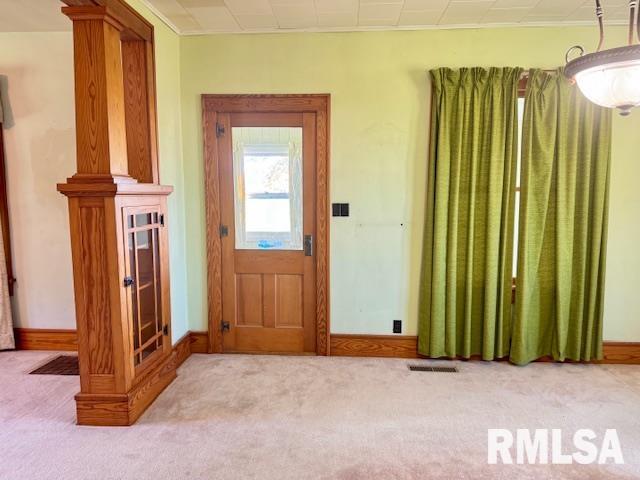 4214 150th Street Clinton, IA 52732 - Photo 7 of 58