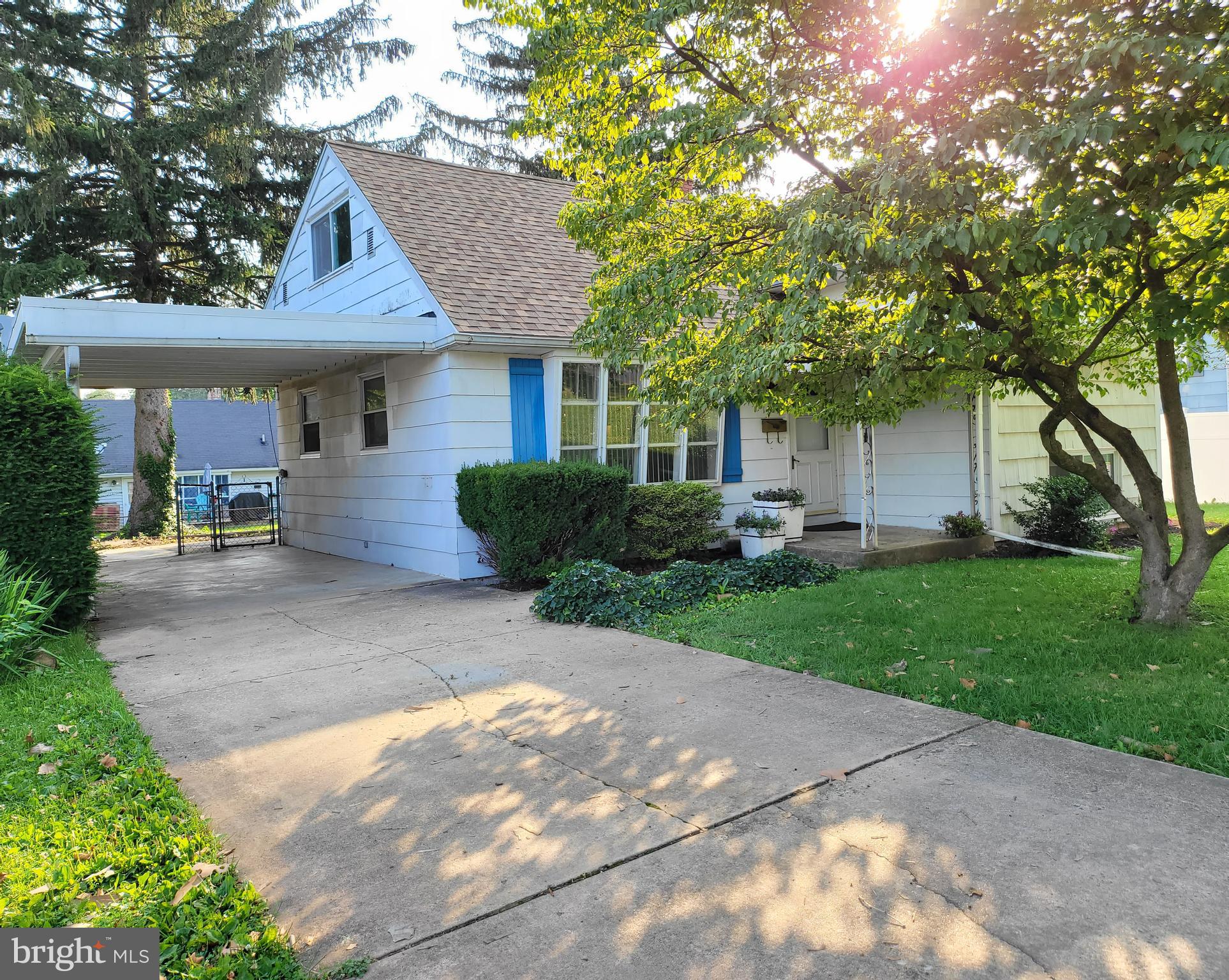 1409 Devers Road York, PA 17404 - Photo 2 of 30