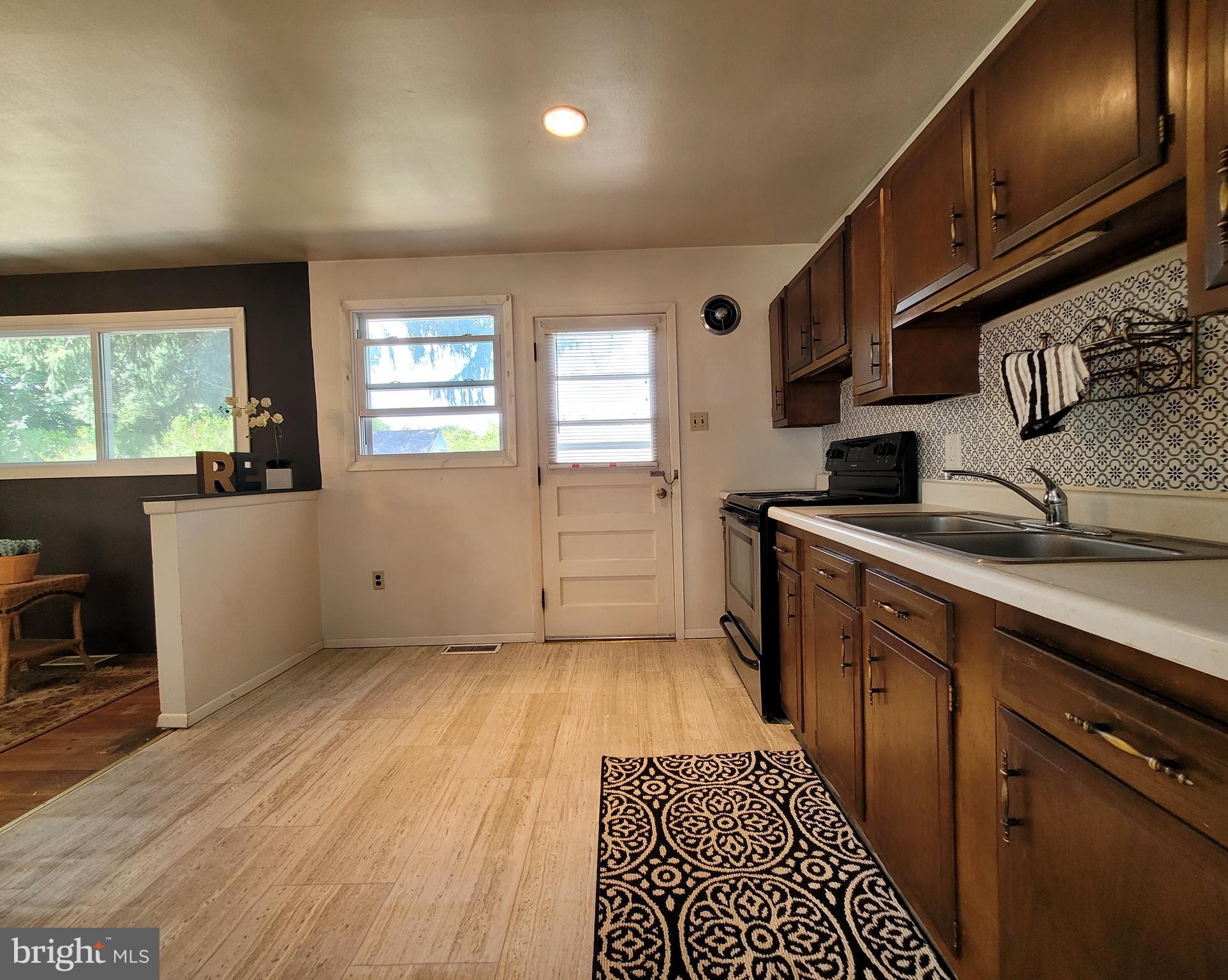 1409 Devers Road York, PA 17404 - Photo 14 of 30