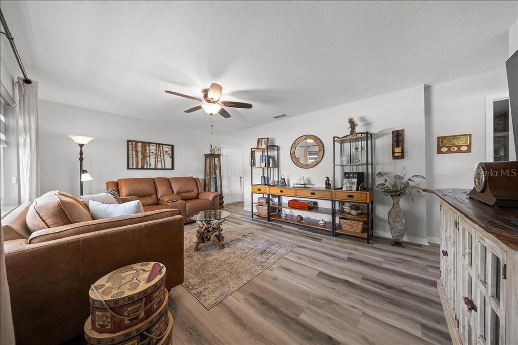 11904 Southwest 137th Loop Dunnellon, FL 34432 - Photo 10 of 32