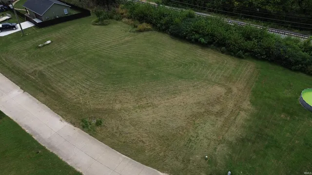 $19,500 | 60-acres On 60-acres On Clodfelder, Vincennes, IN 47591