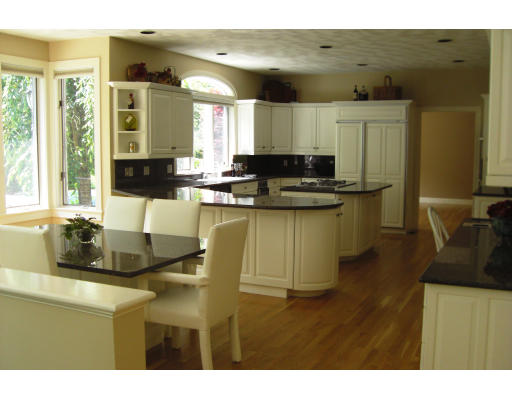 11 Stanton Circle Boxford, MA 01921 - Photo 3 of 13 Gallery Image 3