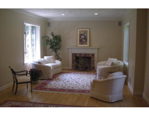 11 Stanton Circle Boxford, MA 01921 - Photo 8 of 13 Gallery Image 8