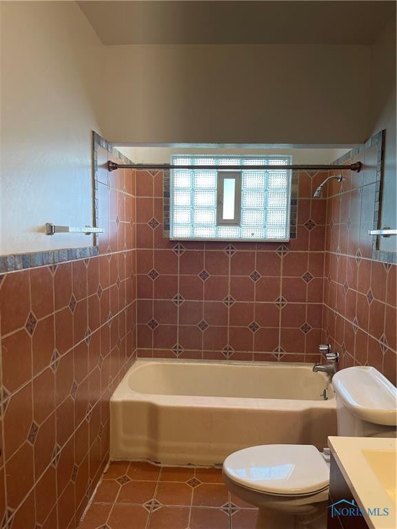 2404 Goddard Road Toledo, OH 43606 - Photo 14 of 21 Gallery Image 14