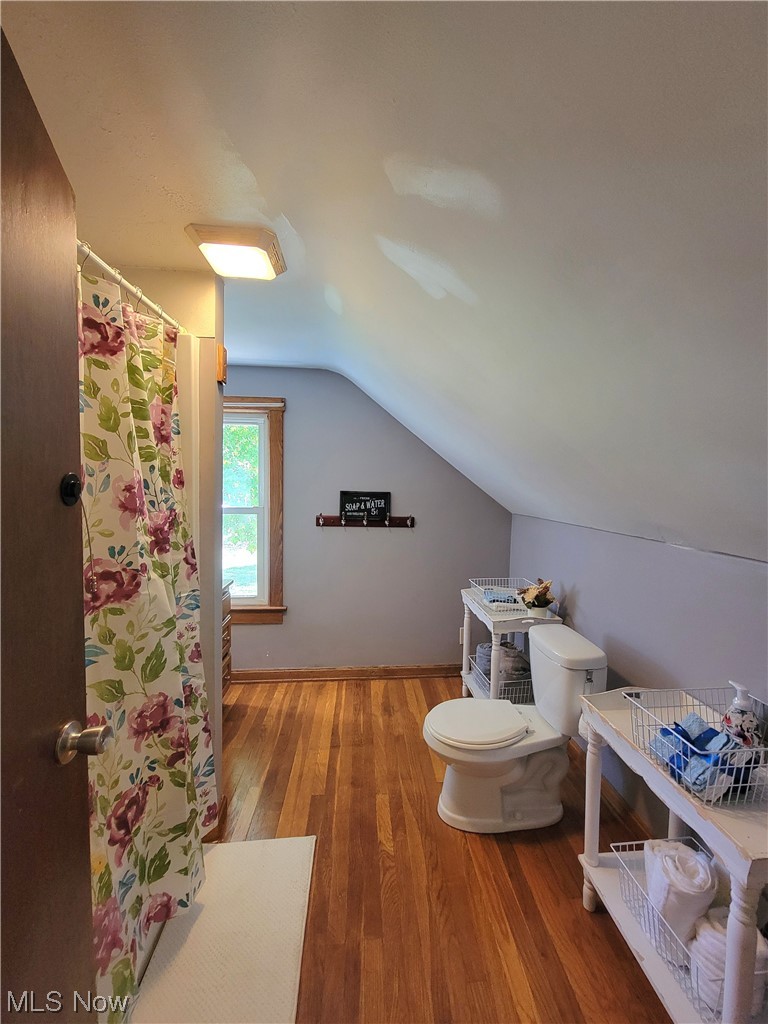 4506 Sandy Lake Road Ravenna, OH 44266 - Photo 21 of 32 Second level full bath.