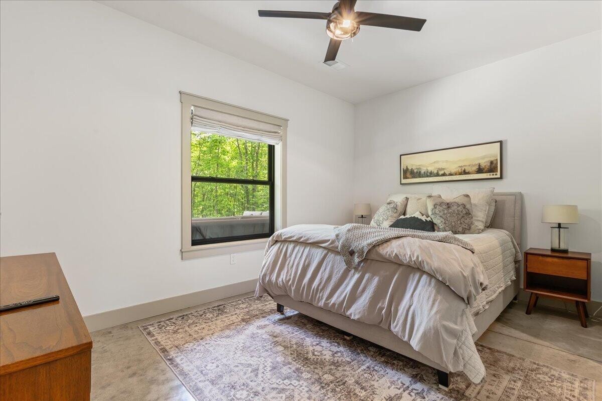 160 Riverside Drive Madisonville, TN 37354 - Photo 10 of 37 Gallery Image 10