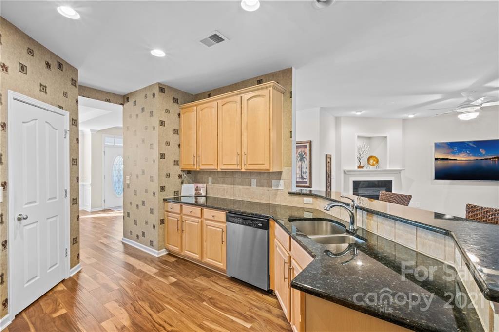 14448 Laurel Tree Lane Huntersville, NC 28078 - Photo 11 of 34