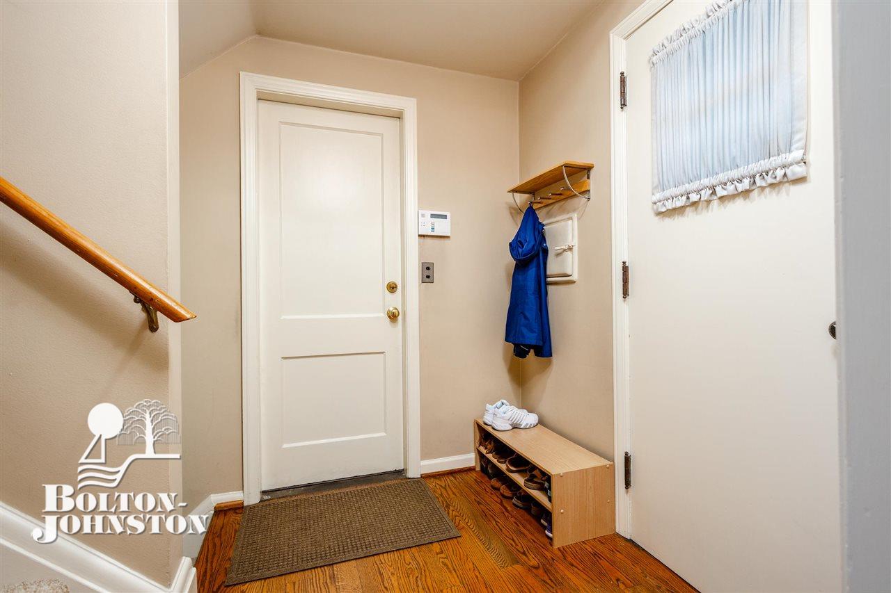 193 Merriweather Road Grosse Pointe, MI 48236 - Photo 24 of 68 Mud Room