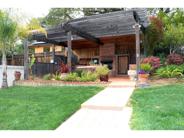 16111 Viewfield Road Monte Sereno, CA 95030 - Photo 11 of 25 Gallery Image 11