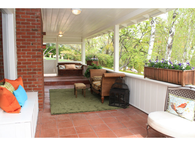 16111 Viewfield Road Monte Sereno, CA 95030 - Photo 15 of 25 Gallery Image 15