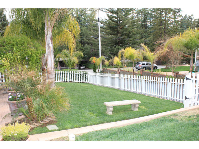 16111 Viewfield Road Monte Sereno, CA 95030 - Photo 5 of 25 Gallery Image 5