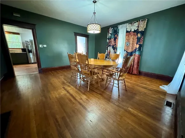 $172,000 | 618 East Maple Street, Columbus, KS 66725