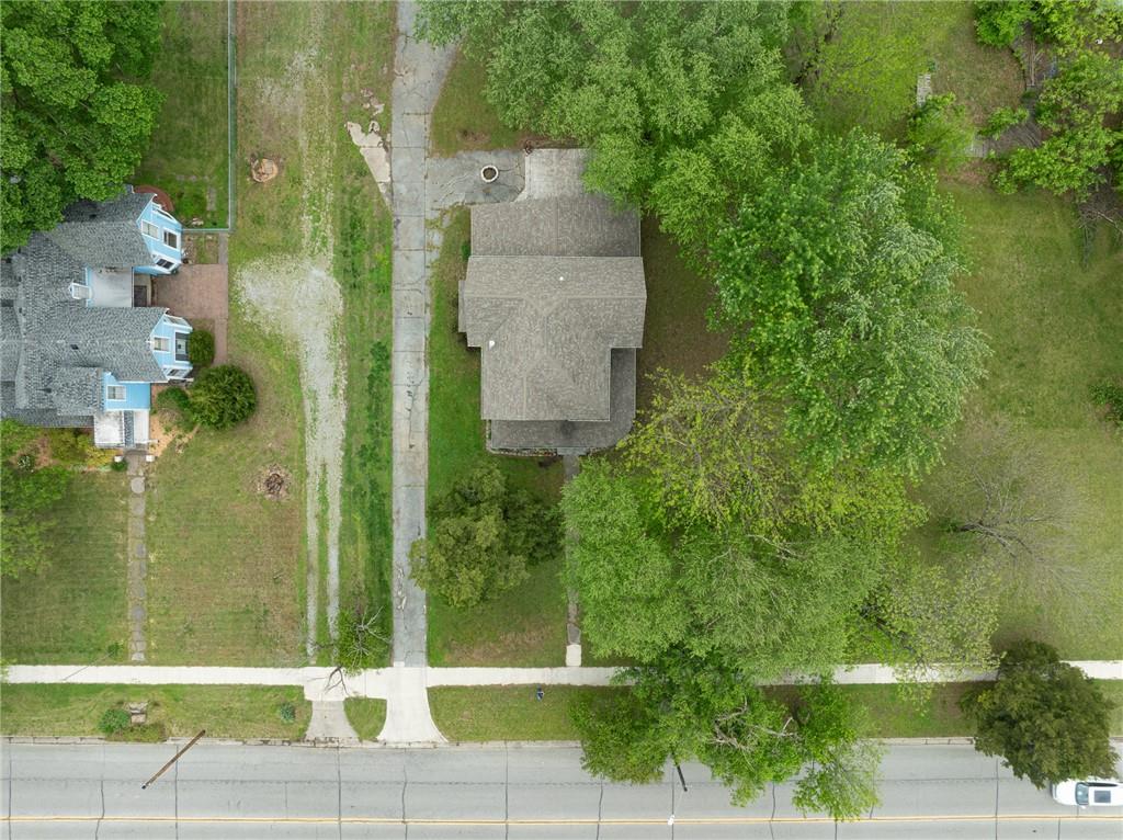 618 East Maple Street Columbus, KS 66725 - Photo 26 of 34