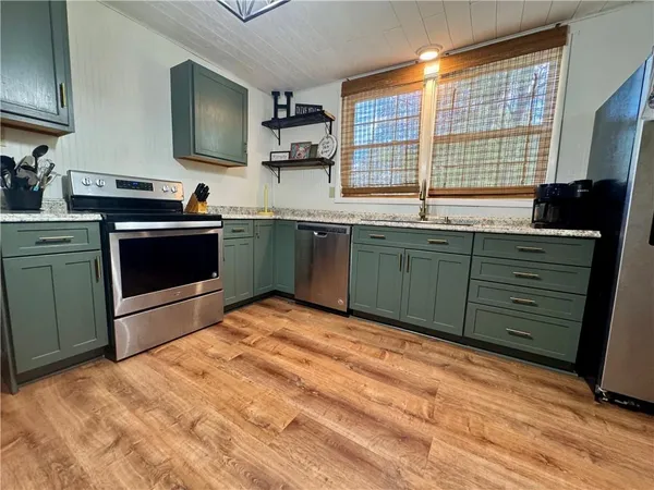$172,000 | 618 East Maple Street, Columbus, KS 66725