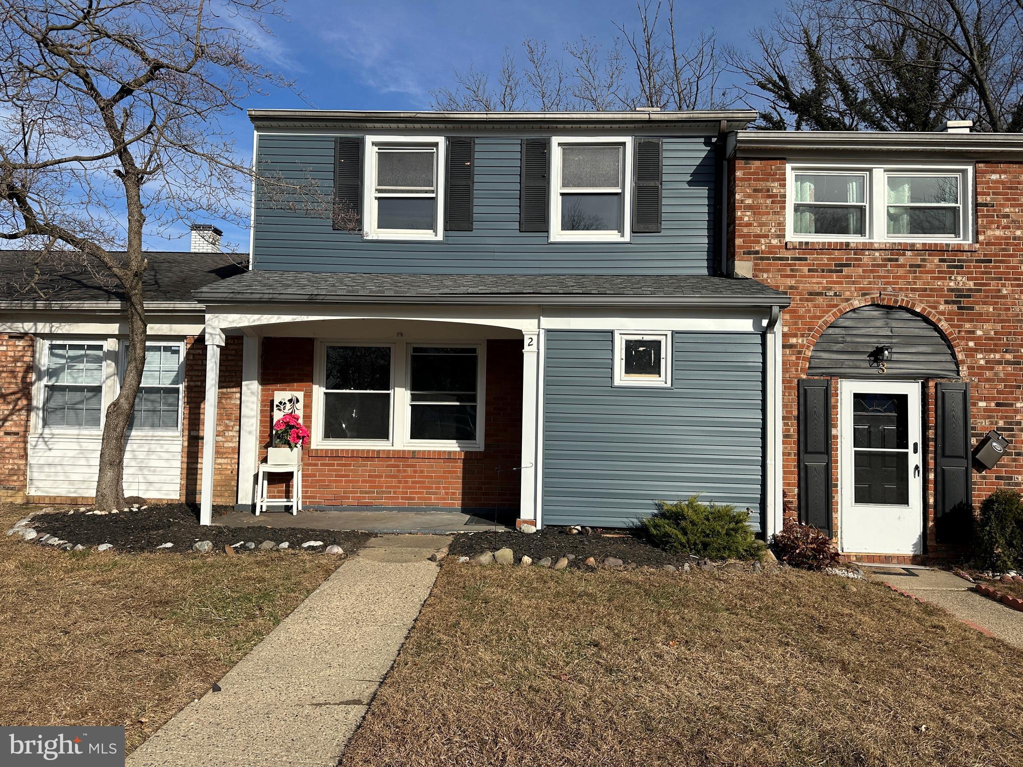 2 Ruscombe Court Willingboro, NJ 08046 - Photo 2 of 18 front view of a house