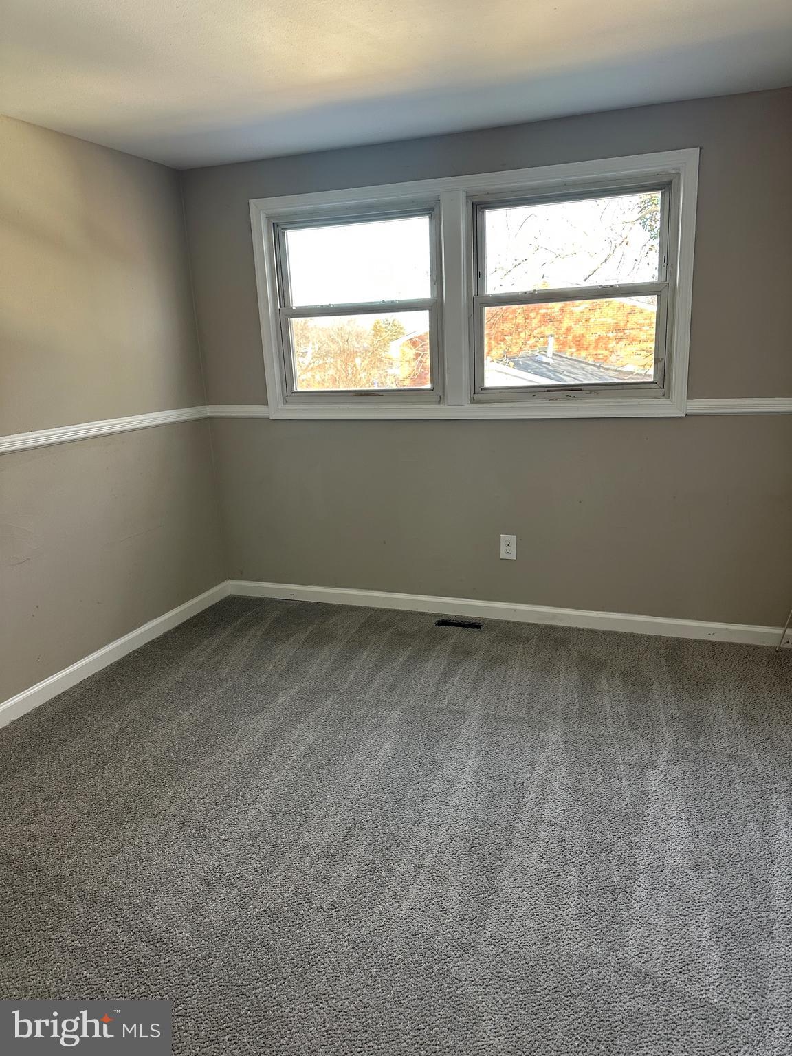 2 Ruscombe Court Willingboro, NJ 08046 - Photo 10 of 18 an empty room with a window