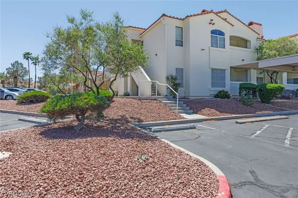 $255,000 | 698 South Racetrack Road, Unit 311, Henderson, NV 89015