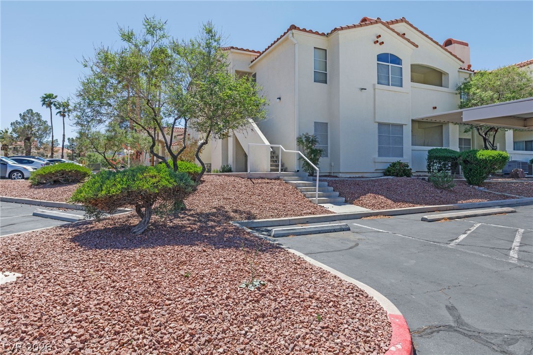 698 South Racetrack Road, Unit 311 Henderson, NV 89015 - Photo 2 of 29