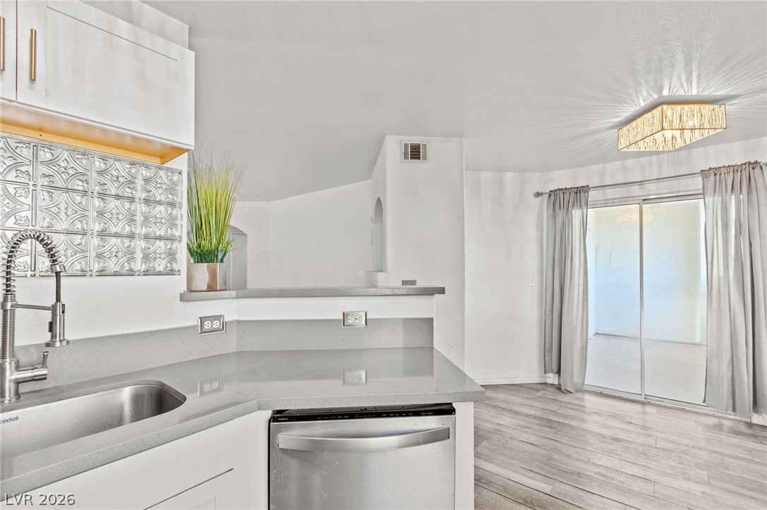 698 South Racetrack Road, Unit 311 Henderson, NV 89015 - Photo 10 of 29