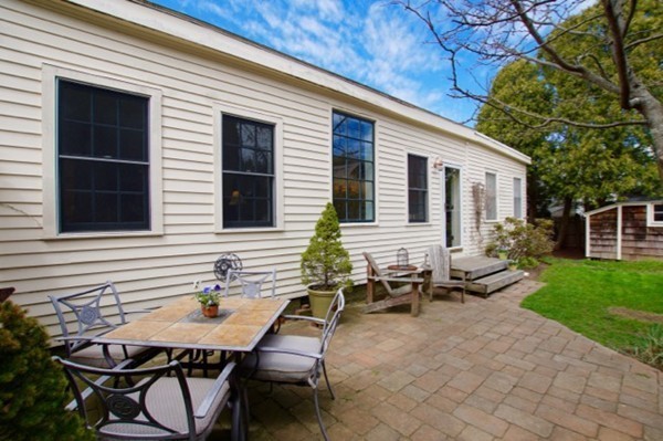 40 Bubier Road Marblehead, MA 01945 - Photo 5 of 24 Gallery Image 5