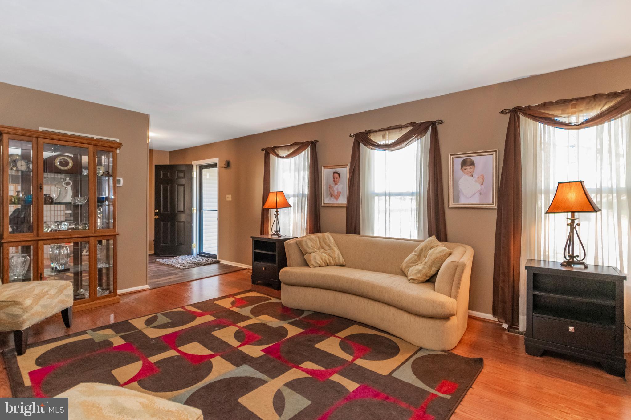 Formal Living Room with Pergo Flooring